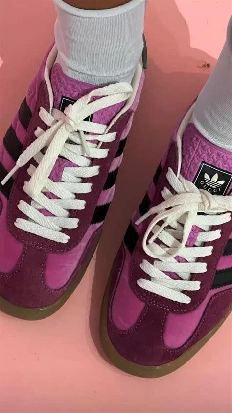 gucci pink sambas